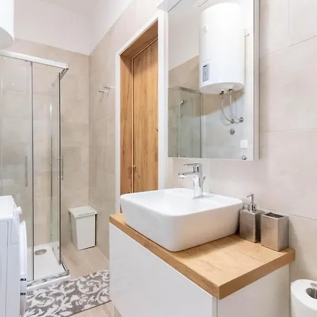 Fiorello Apartamento